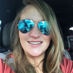 Meet your Posher, Julie